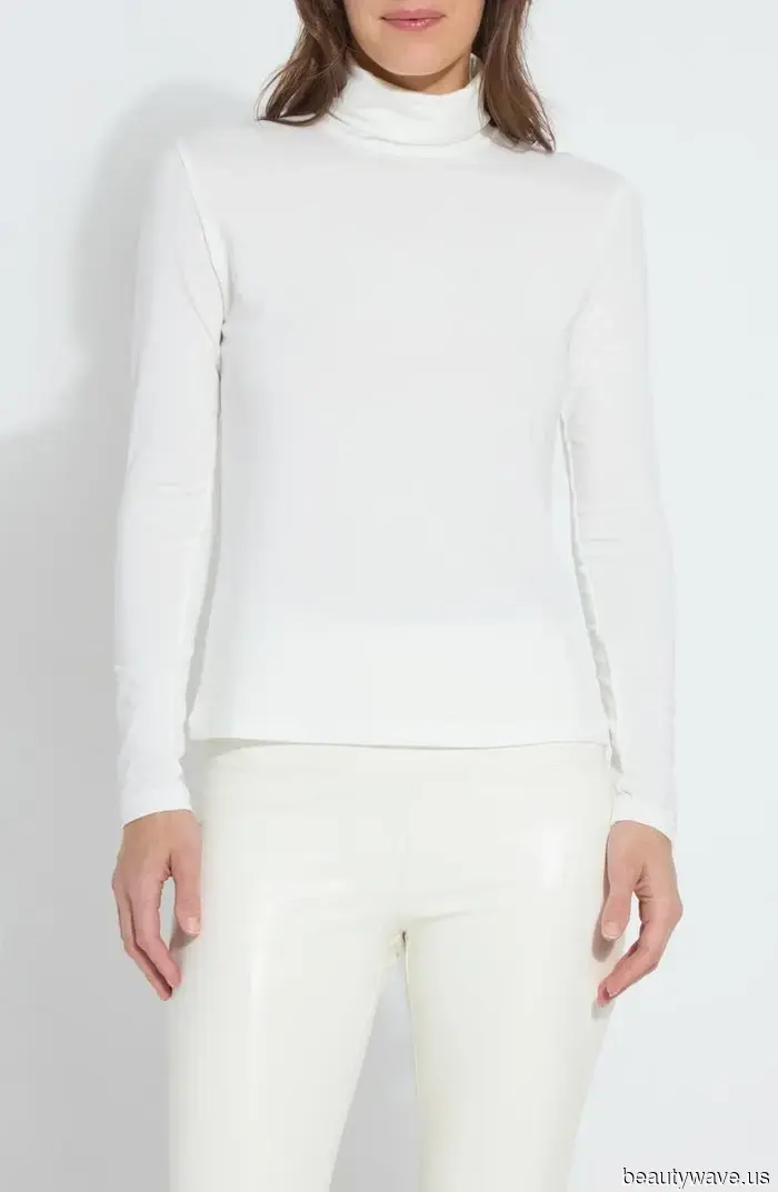 This Is the Skirt Style Editors Consistently Don During Winter Fashion Events.