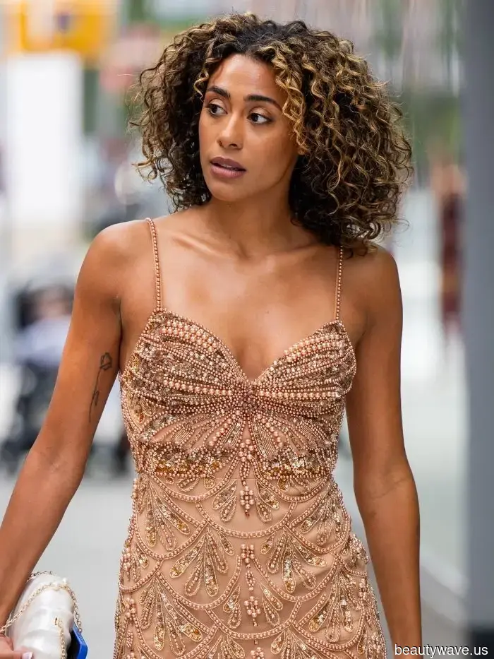 Seen in London and New York—7 Beauty Trends That Fashionable Individuals Adore