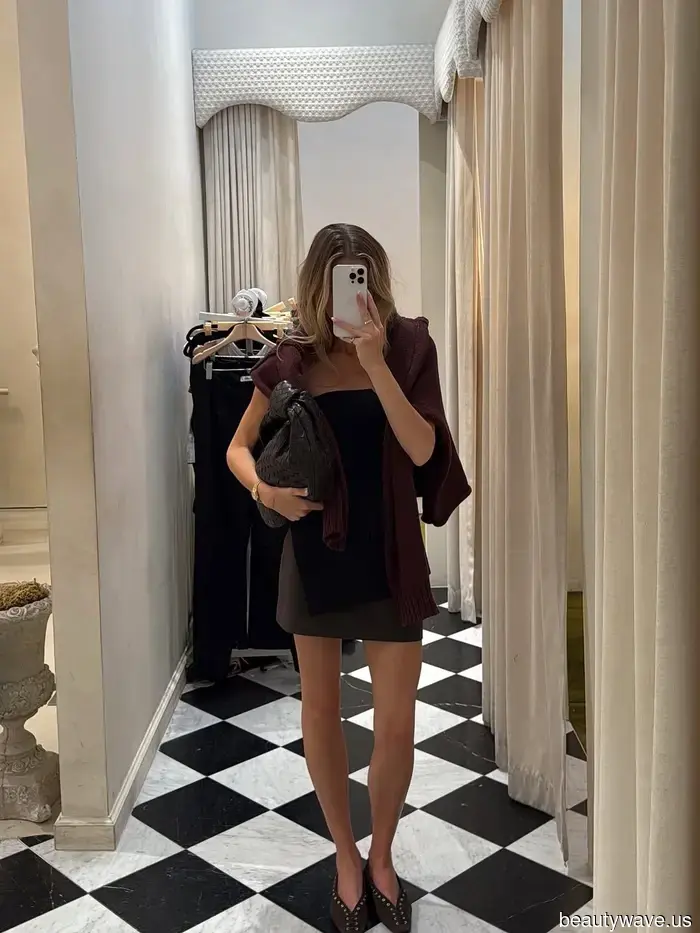 This stylish color combination is trendier than beige and black and is poised to take over fall wardrobes.