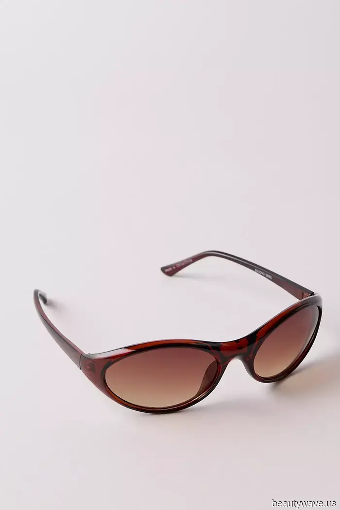 5 Chic Summer Accessories That Every Fashion-Forward Individual Should Have