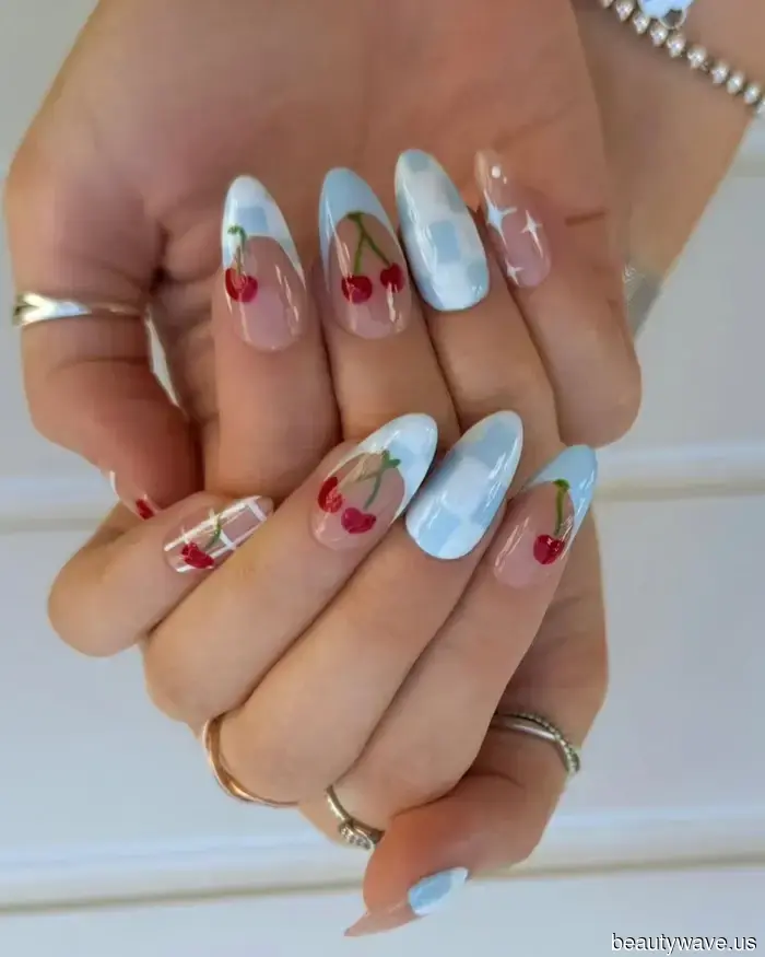 This winter nail trend is making me reconsider my minimalist manicure.