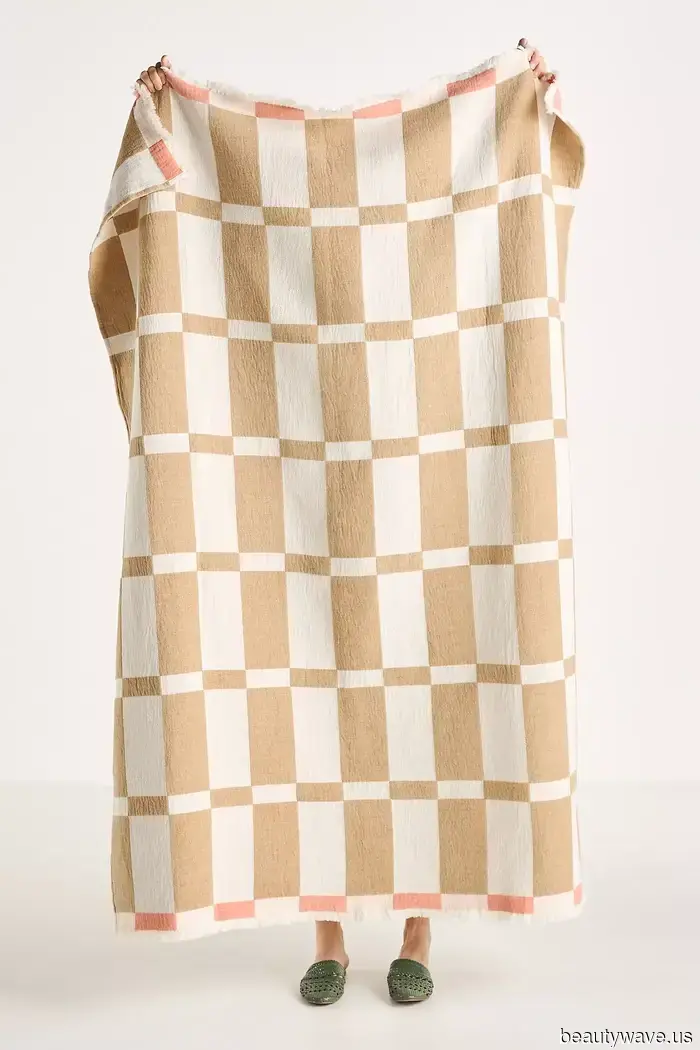 Everything Is Discounted at Anthropologie—Clothing, Accessories, and Home Goods to Snatch Up Before They're Gone