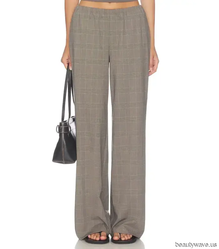 Il plaid per l'autunno non è rivoluzionario, ma questi 30 pezzi cool lo sono.