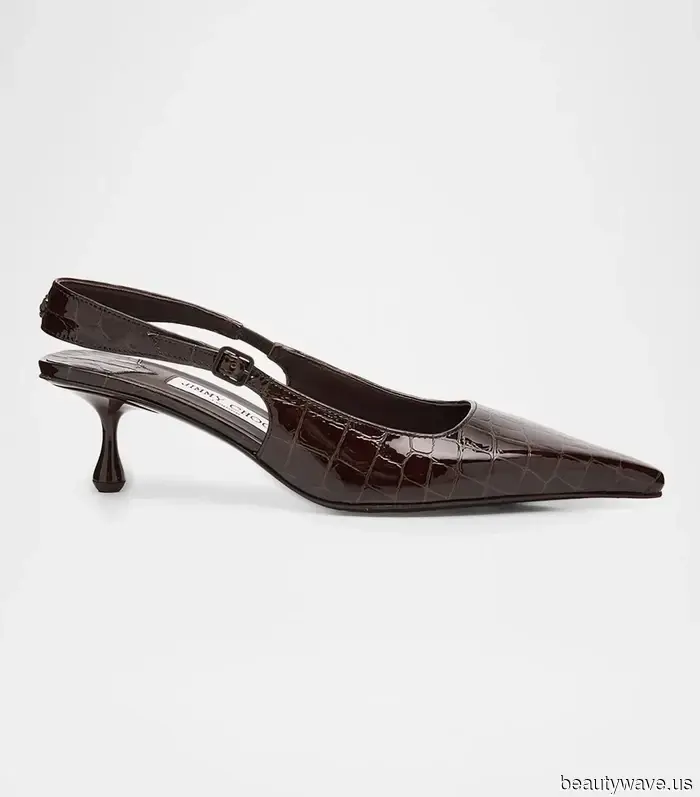 Rihanna understands that pairing this shoe trend with brown pants elevates the richness of your winter outfits.