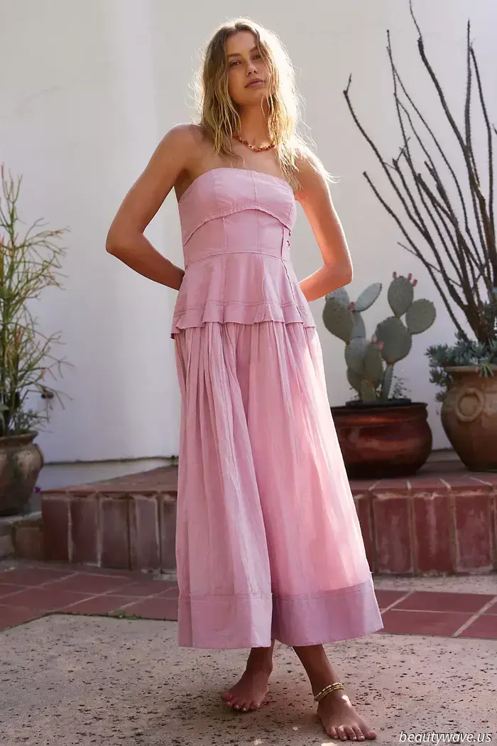 Certainly, black dresses are classic, but those with excellent taste are opting for elegant styles in these lovely colors this...