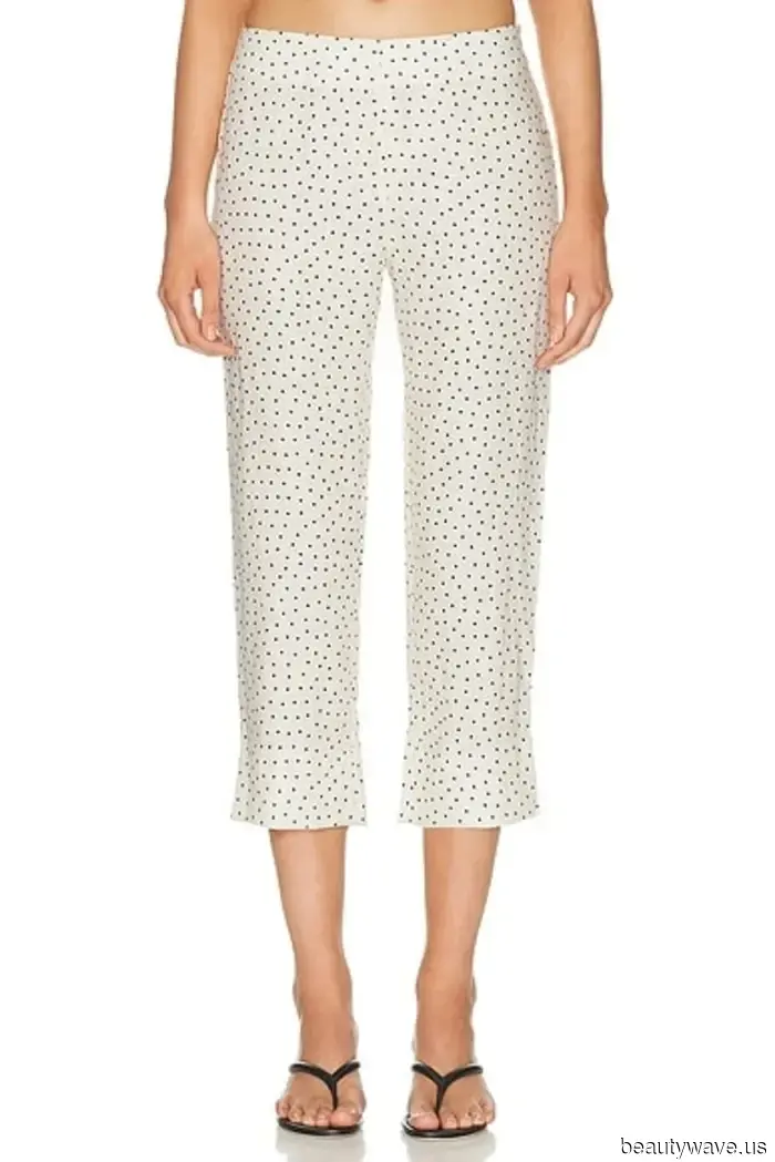 If you plan to sport polka dots this spring, style them like this.