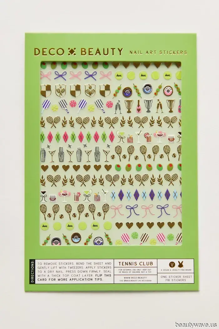 Se indossi uno di questi 18 design di unghie preppy, presumerò che trascorri l'estate a Nantucket.