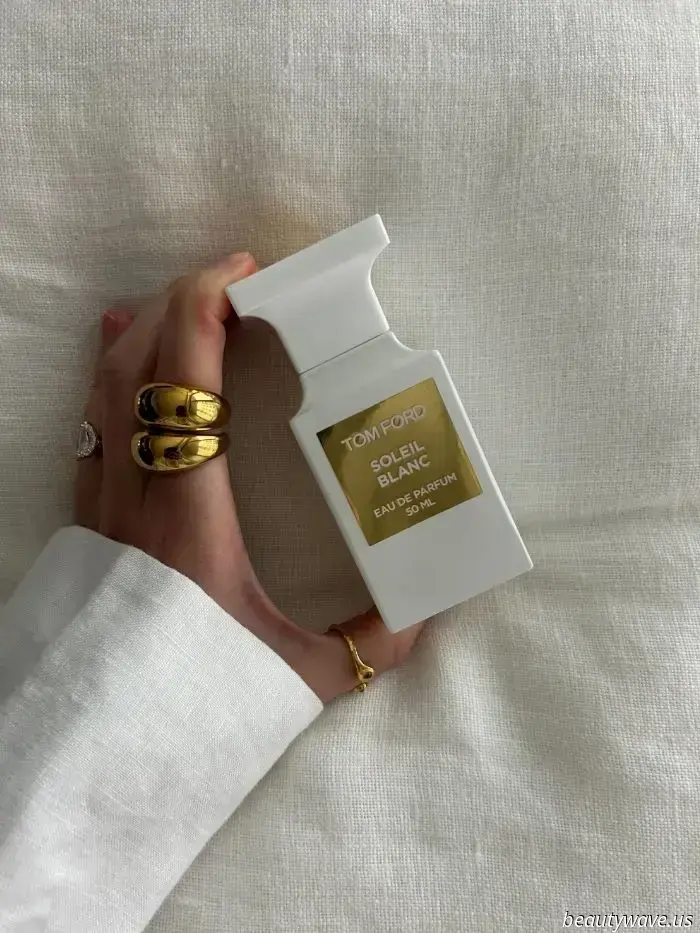 Este perfume de verano icónico siempre saca a relucir mi alter ego de fiesta en yate y recorrido por islas.