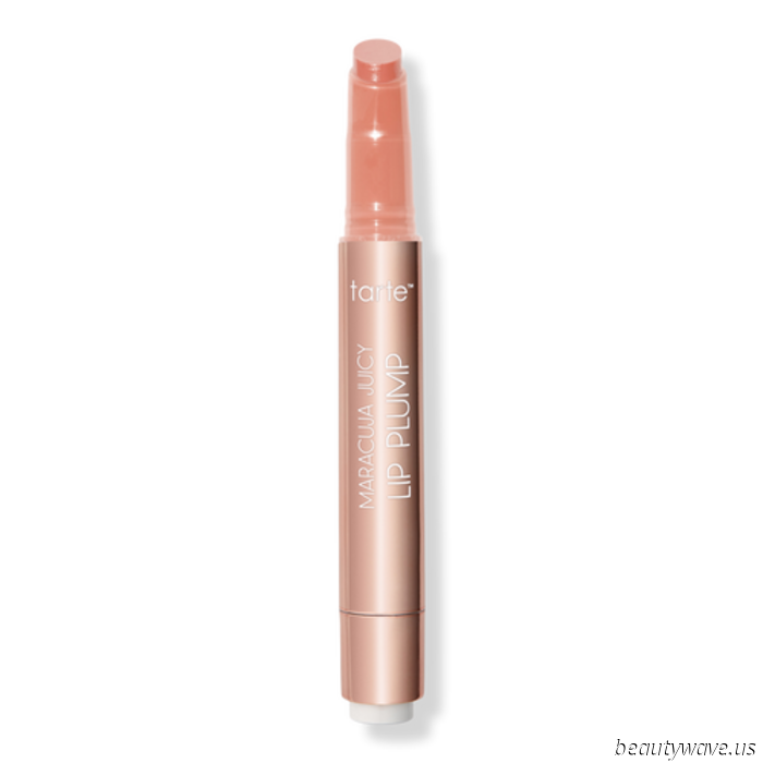 Carrie Bradshaw (a.k.a. Sarah Jessica Parker) has just shared this TikTok-famous lip product on her Instagram.