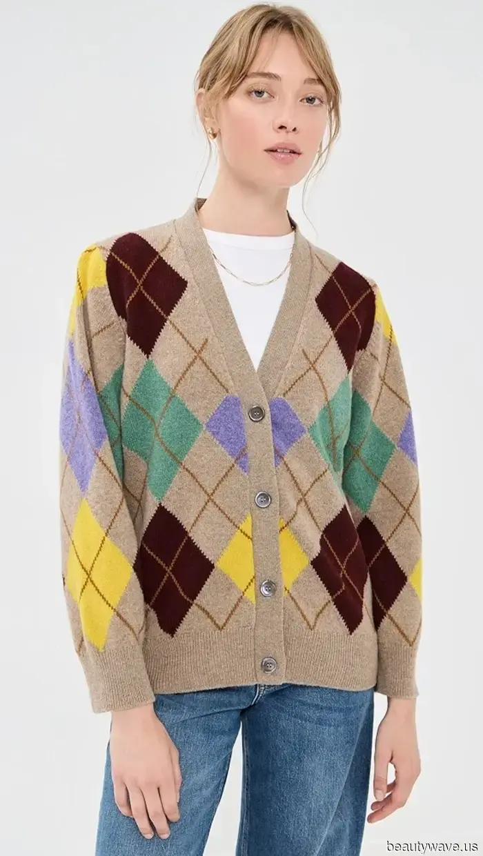 Plötzlich trägt jede Modeperson den Pullover-Trend, der vor nicht allzu langer Zeit als hässlich galt.