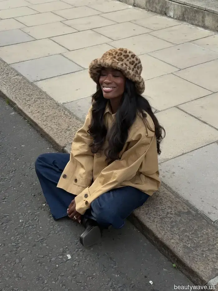 No one does winter fashion quite like Londoners—here are 7 ideal ways they're styling jeans and boots this season.