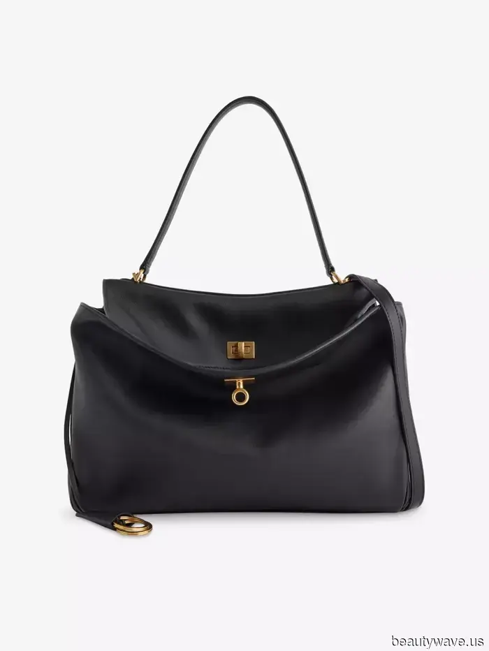 Il vero spettacolo di status nel 2026 non è portare una Birkin&mdash;è indossare la tua borsa slacciata e disordinata.
