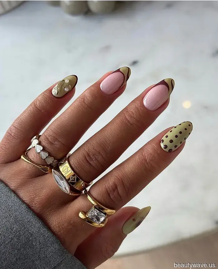 It's Official: This Is the Most Stylish Way to Sport Short Nails.
