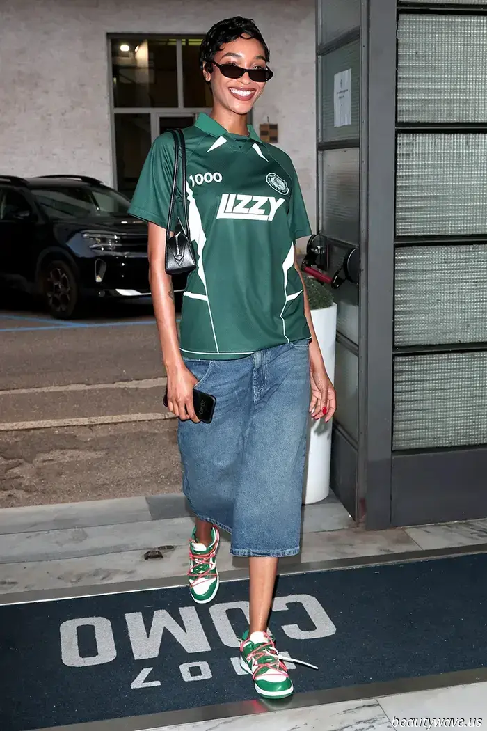 When I spot someone sporting this trend that's neither jeans nor shorts paired with sneakers, I can tell they're into fashion.