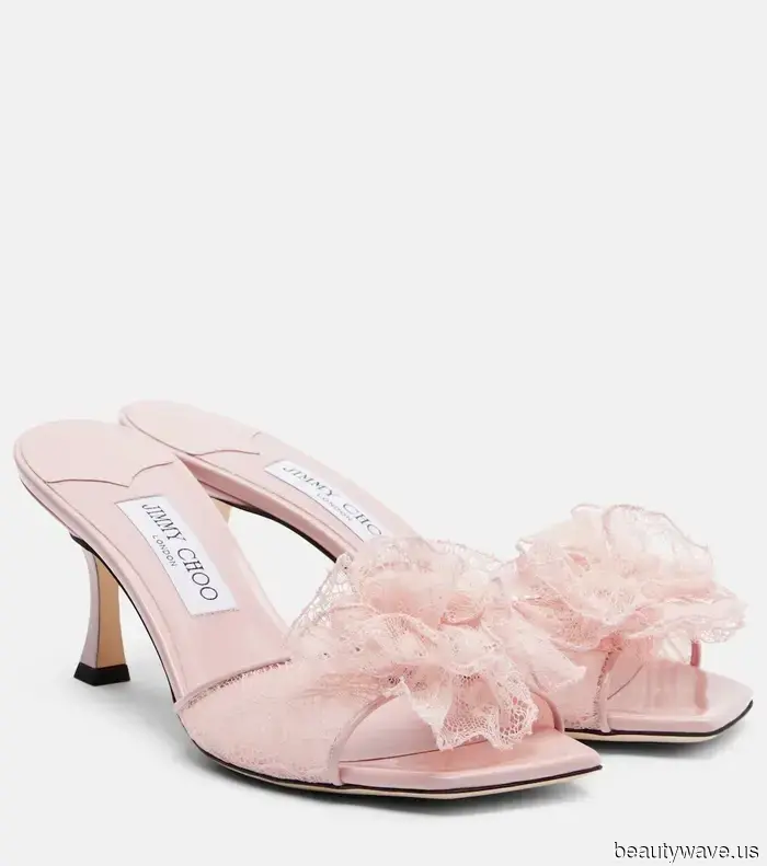 No, non mocassini&mdash;Queste sono le tendenze di scarpe controverse che i meglio vestiti della moda stanno indossando questa primavera
