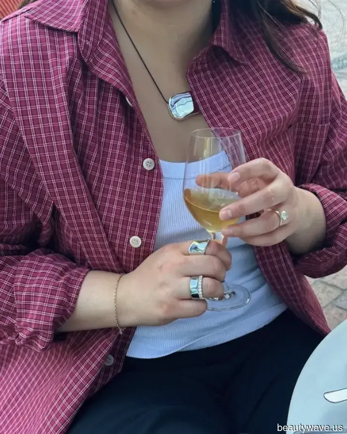 Forget about Parisian style—this fall, every stylish person is embracing a different aesthetic.