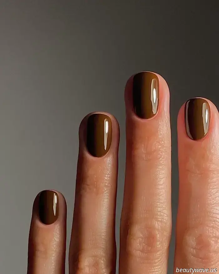 Chestnut Nails Are Already Becoming Popular This Autumn—Here's How to Style Them