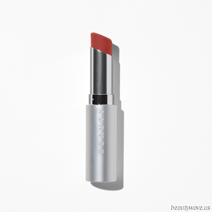Lo Entiendo Ahora: Así Es Como Las Chicas Francesas Hacen Que Su Lápiz Labial Se Vea Tan Atractivo