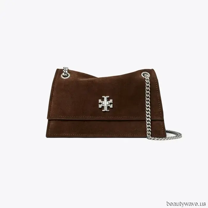 No Disrespect to Black Bags, But Trendy Individuals Are Elevating These 6 Popular Colors.