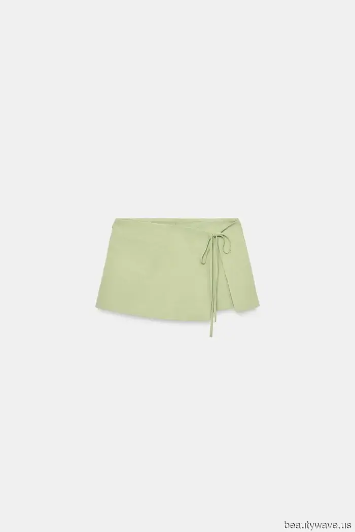 5 Trends to Pair With Sneakers This Summer