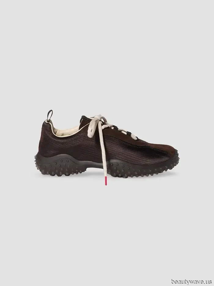The new Fall 2026 footwear is arriving, and I'm completely confident that these 33 styles will be sold out.