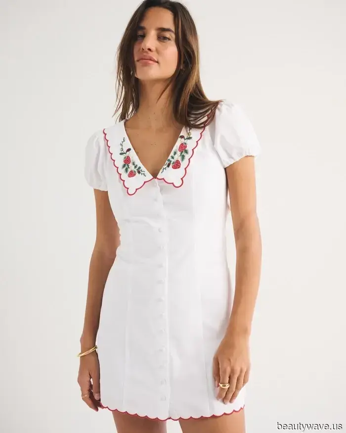 I Tried On Abercrombie's Stylish, Ultra-Minimalist Summer Dresses—These 3 Met My Rigorous Criteria.