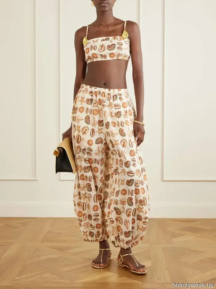 Soy una Editora de Moda Minimalista, Pero Estas Tendencias de Estampados Merecen Cambiar los Pantalones Negros.