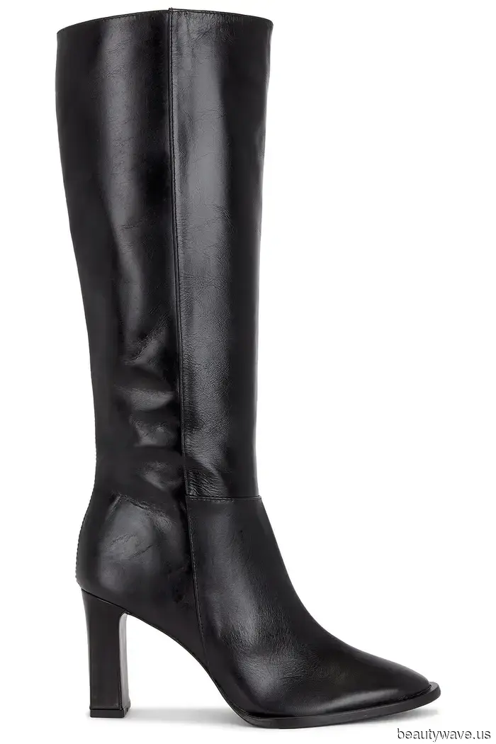 The 5 Shoe Trends That Everyone with Style Will Pair with Jeans in 2026