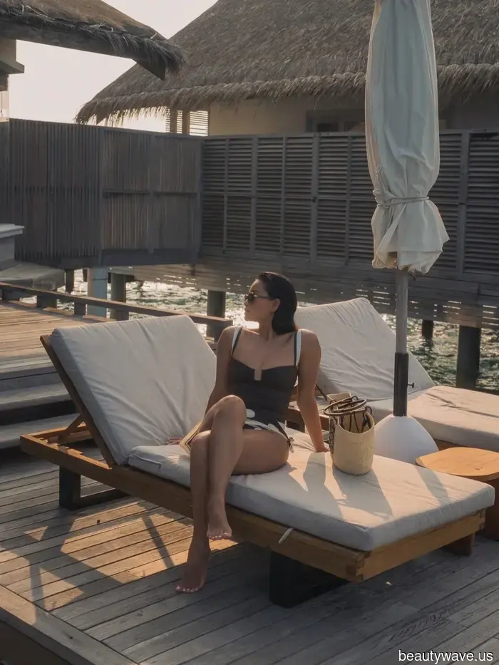 My friends often comment that I appear luxurious while on vacation—here are 7 simple yet chic wardrobe essentials I depend on.