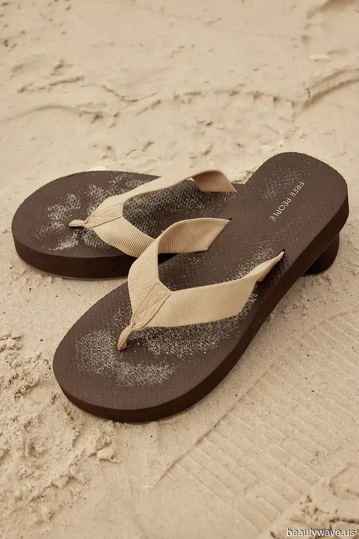 Believe me: Jeans, skirts, and shorts always appear more luxurious when paired with these flip-flops.