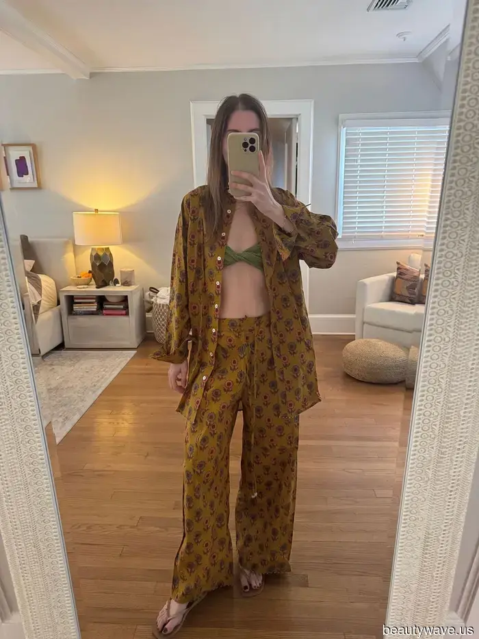 I work in fashion—here are the chic items I consistently include in my suitcase for a warm-weather getaway.