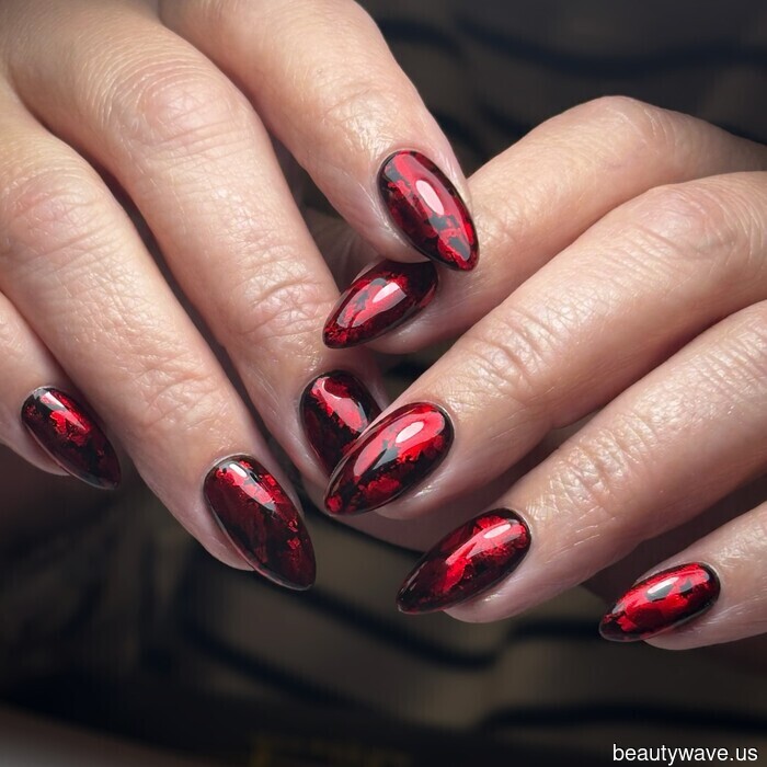 Football Season Is Here—24 (Non-Cliché) Manicures to Embrace Your Inner WAG