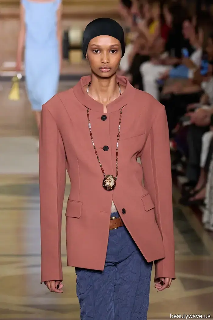 The Unexpected Jewelry Trend That People Are Pairing With Coats and Sweaters This Season