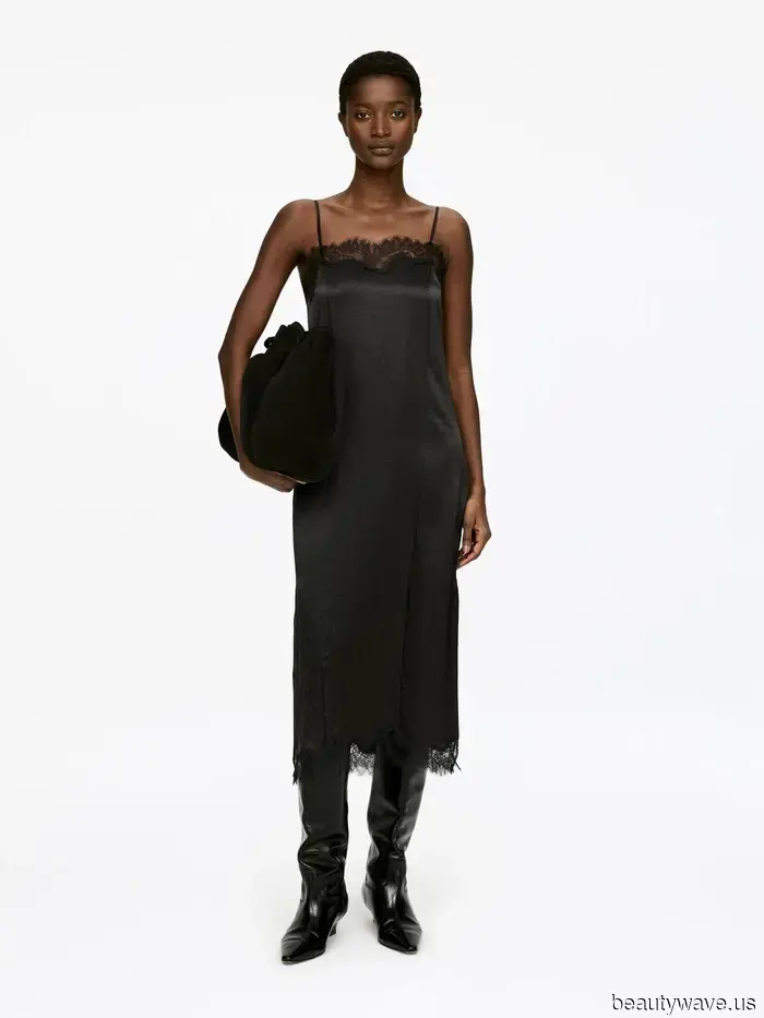 From Low-Rise Bootcut Jeans to Napoleon Jackets: 7 Trends Set to Return in 2026