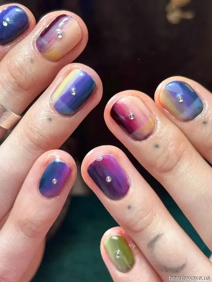 It's Confirmed: Here Are the Most Stylish Ways to Sport Short Nails This Summer