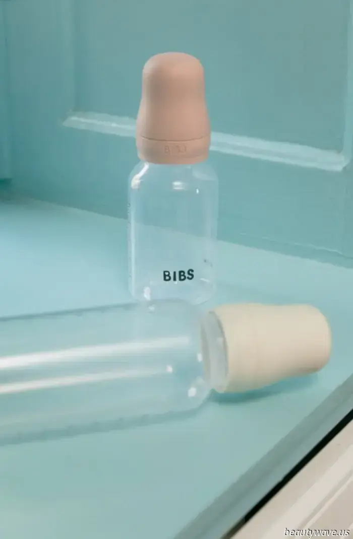 BIBS introduces next-generation featherlight bottles for comfortable feeding.