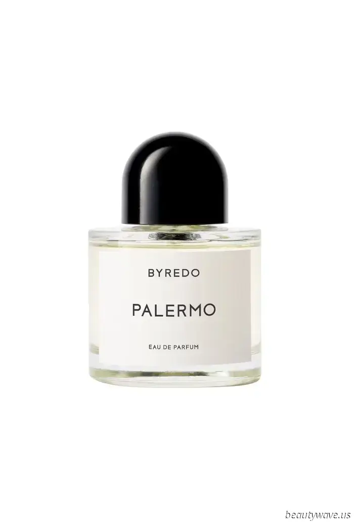 The Summer Fragrance Notes That Capture the Essence of a Vacation in a Bottle