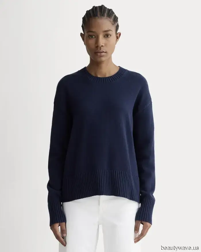 Джинсы с низкой талией, темно-синие футболки, юбки с кружевной отделкой&mdash;каждый модный предмет, который я покупаю благодаря Зоэ Кравиц