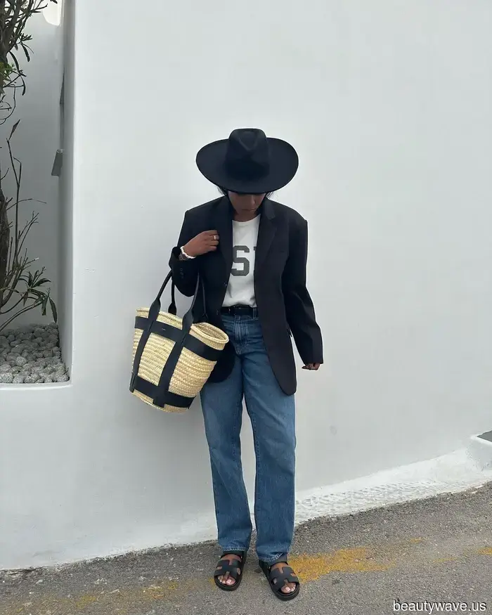 Stovepipe Jeans Are This Season's Trend—5 Sandals That Pair Well With Them