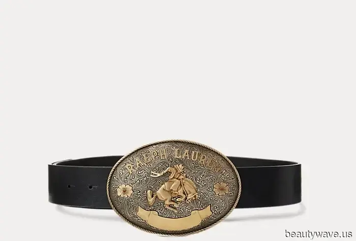 Plötzlich heben Modeleute in London, NYC und Paris ihre Outfits mit diesem begehrten Accessoire hervor.
