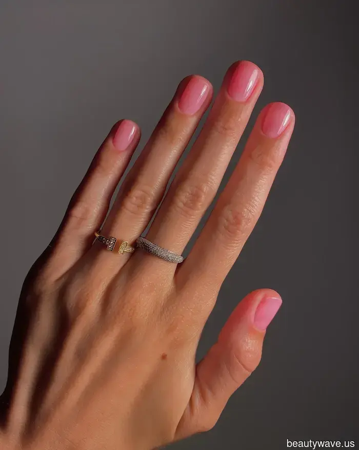 Si pensabas que las uñas lechosas eran elegantes, las "uñas sorbete" te detendrán en seco.