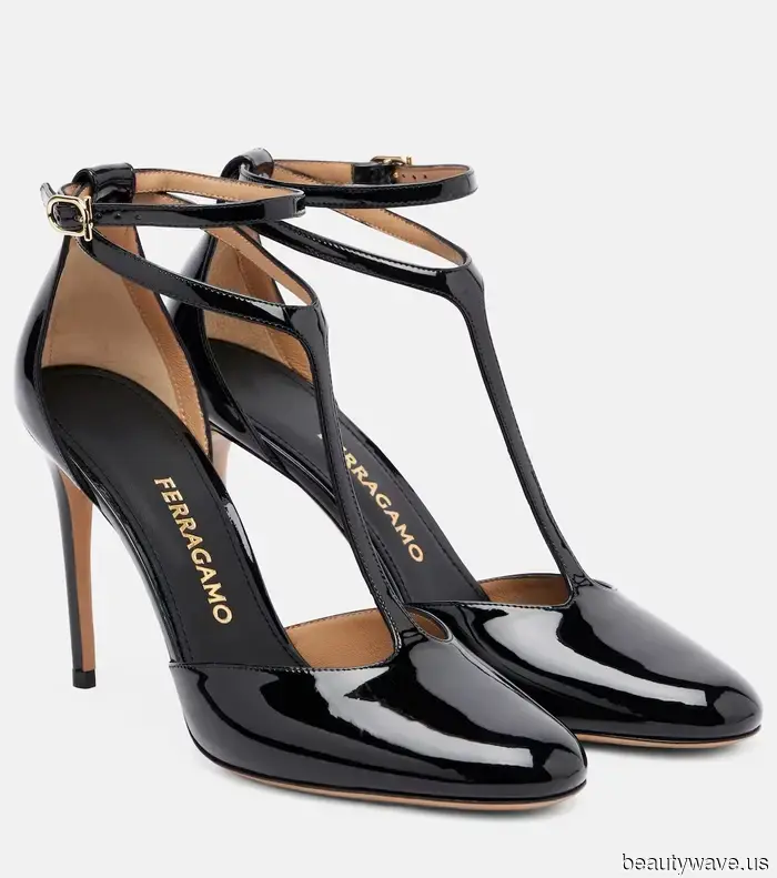 I’ve Conducted the Research—Based on the Runways, These 6 Autumn Shoe Trends Will Be Ubiquitous.