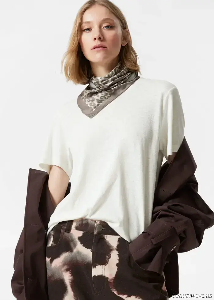7 Timeless, Anti-Trend Tops That Those With Good Taste Are Combining With Trousers, Skirts, and Jeans This Summer