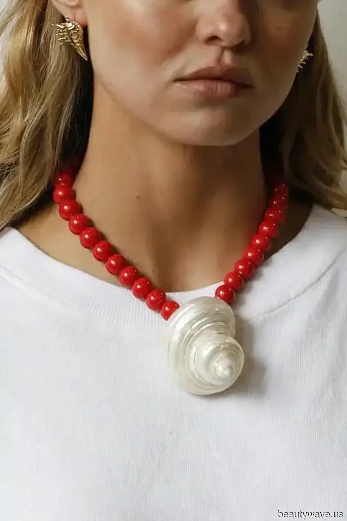 Remember This: These 6 Jewelry Trends Will Shape Summer 2025