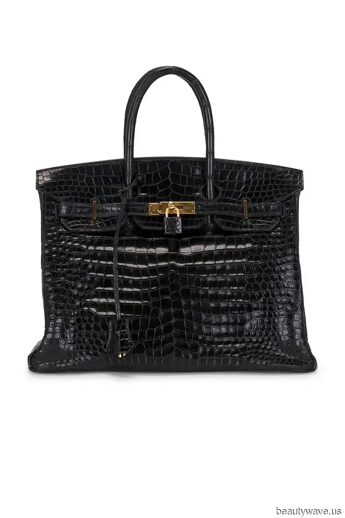 I’m declaring it: This is the luxurious-looking bag trend to invest in before fall.
