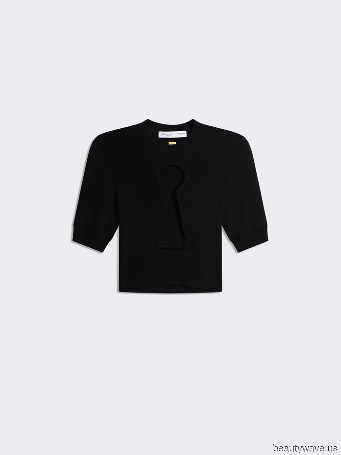 The Most Stylish It Girls (and It Boys) Are Now Adopting "Personality Dressing" Over a Standard Look.