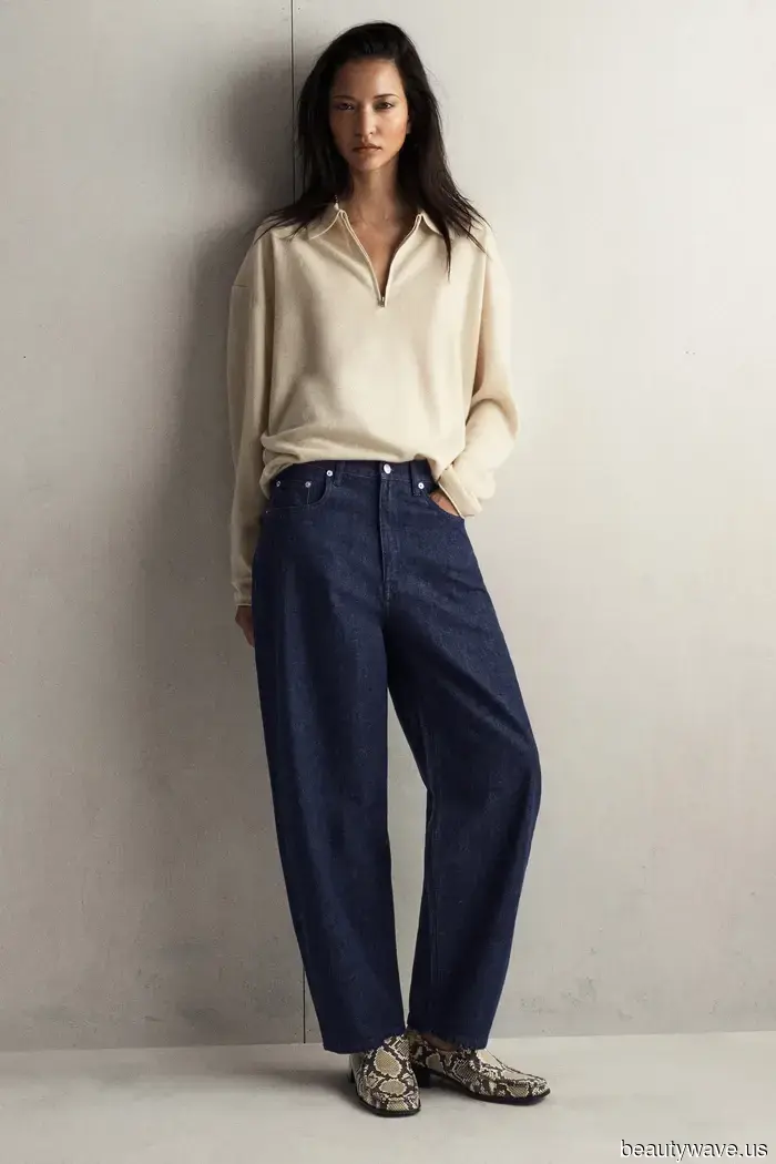 If you're looking for summer jeans outfit ideas, here are the 6 styles that French women are frequently sporting.
