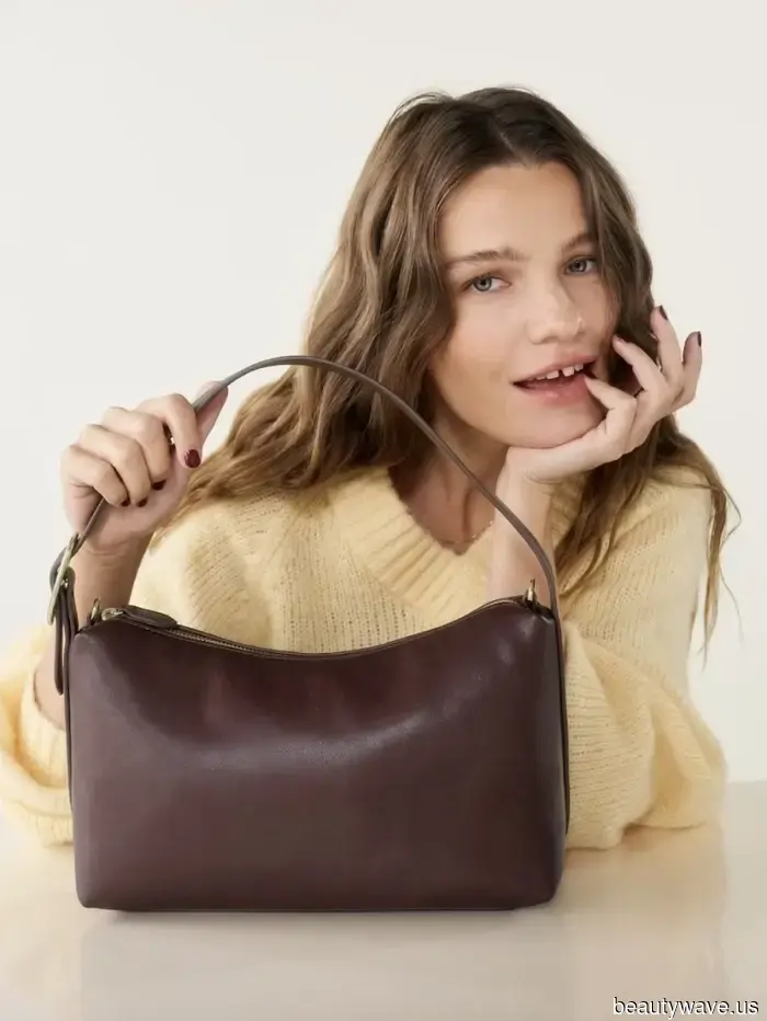 This New Bag Costs Less Than $50 and Tops Our Fashion Editor's Fall Wish List.