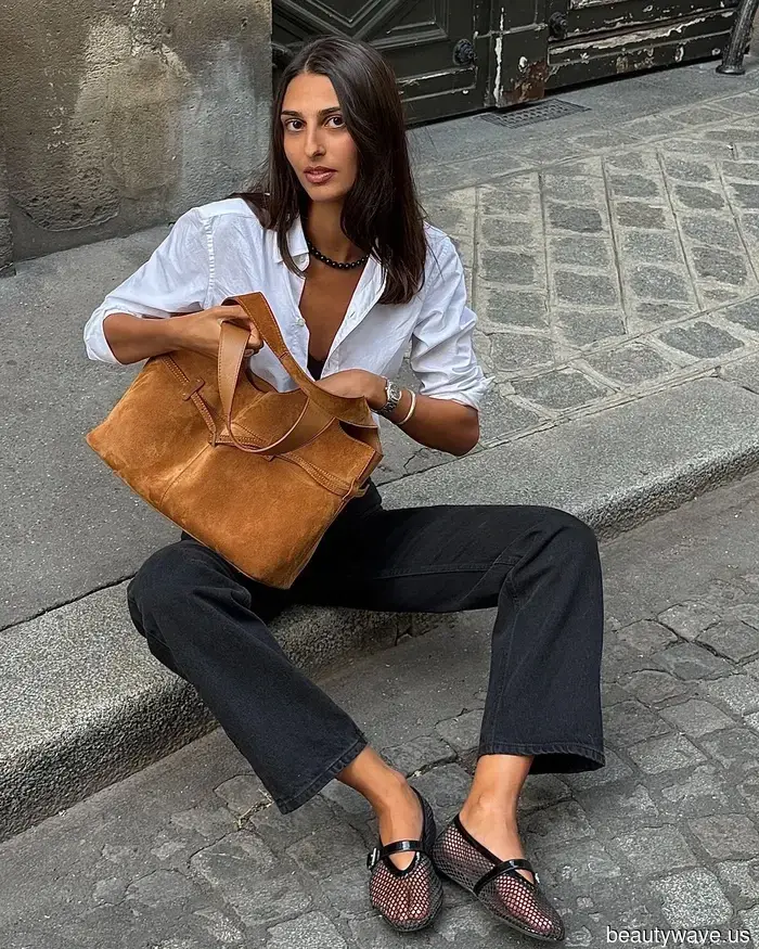 Ich habe meine schicke französische Freundin nach ihrer EinkaufsListe für Frühling/Sommer gefragt&mdash;21 elegante Teile, die sie mir zurückgeschickt hat.