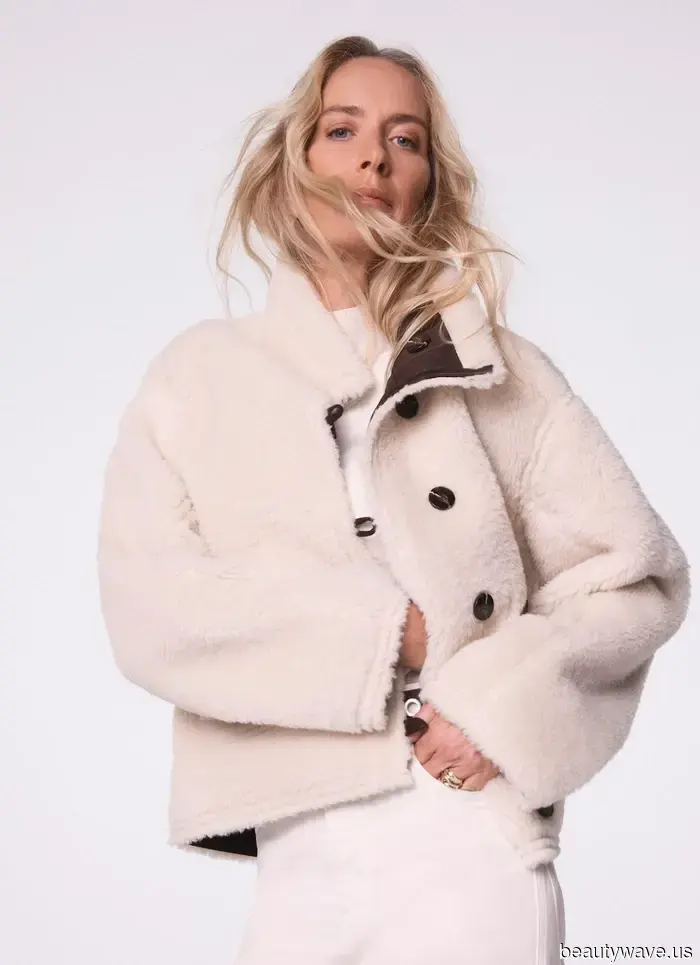 Zara's Reversible Jacket Sold Out Quickly—Now It's Available Again in an Even More Stylish Color.